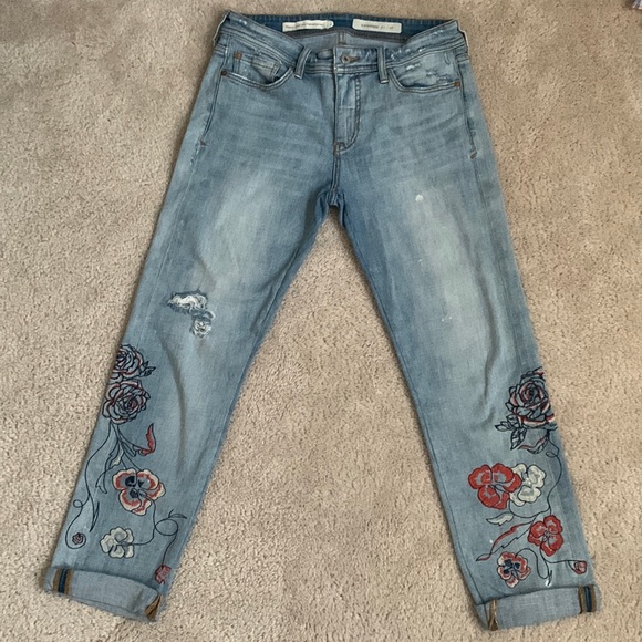 Pilcro and the Letterpress Denim - Pilcro and the Letterpress Slim Boyfriend Embroidered Jeans